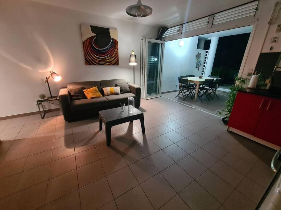 Antilo - appartement proche mer Le Diamant Esterno foto